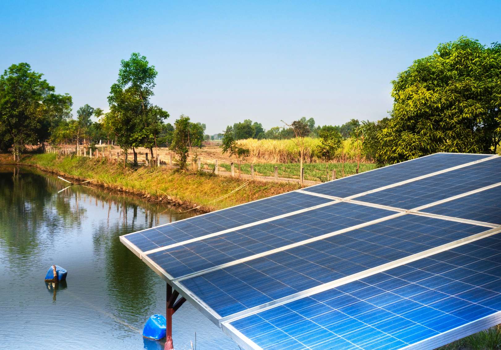 Solar Cell Panels for Water Pumping for Big Pond ,Thailand